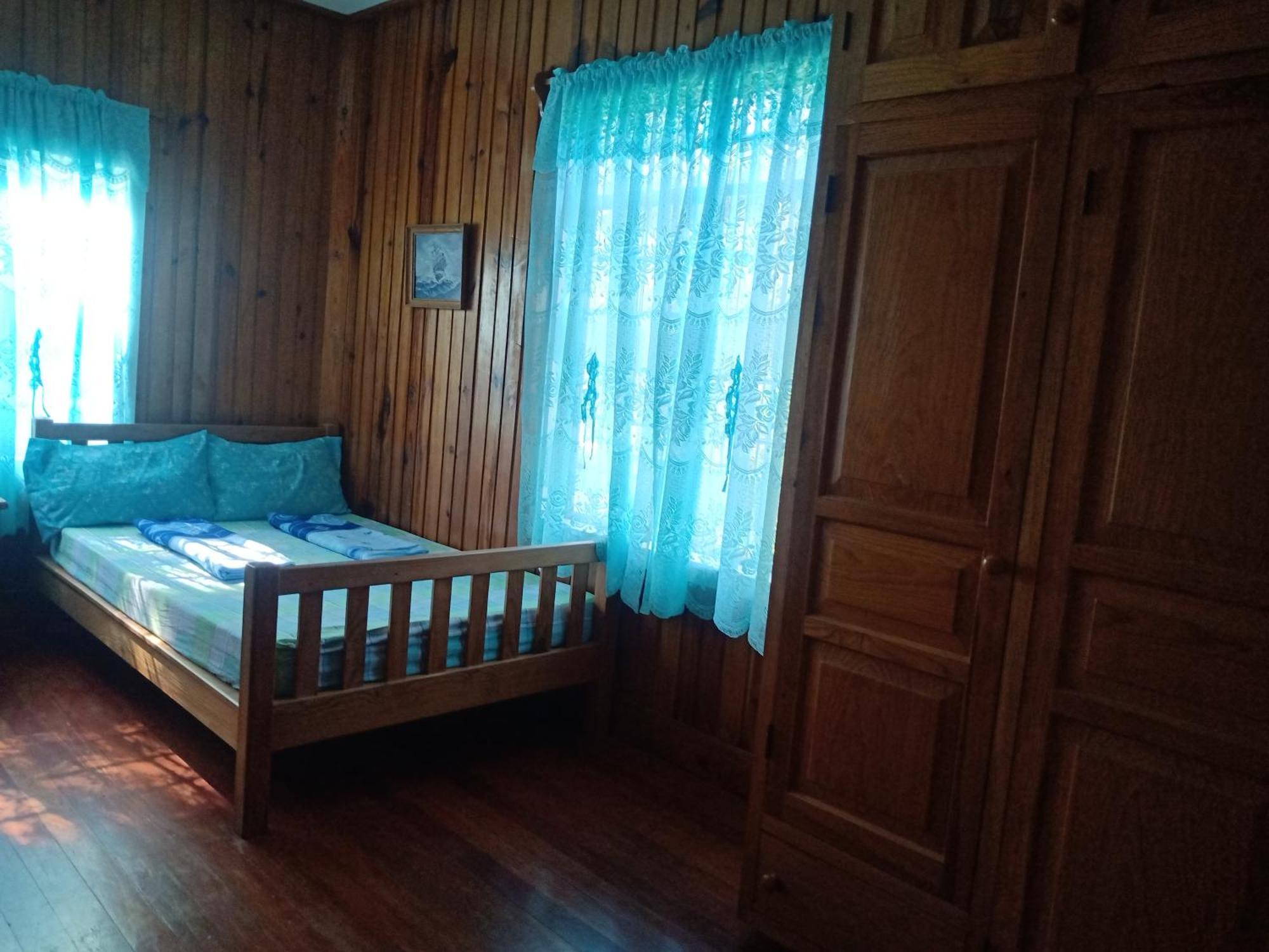 Rustic Rooms At An American-Style Cabin - Carl Inn Sagada Exterior photo